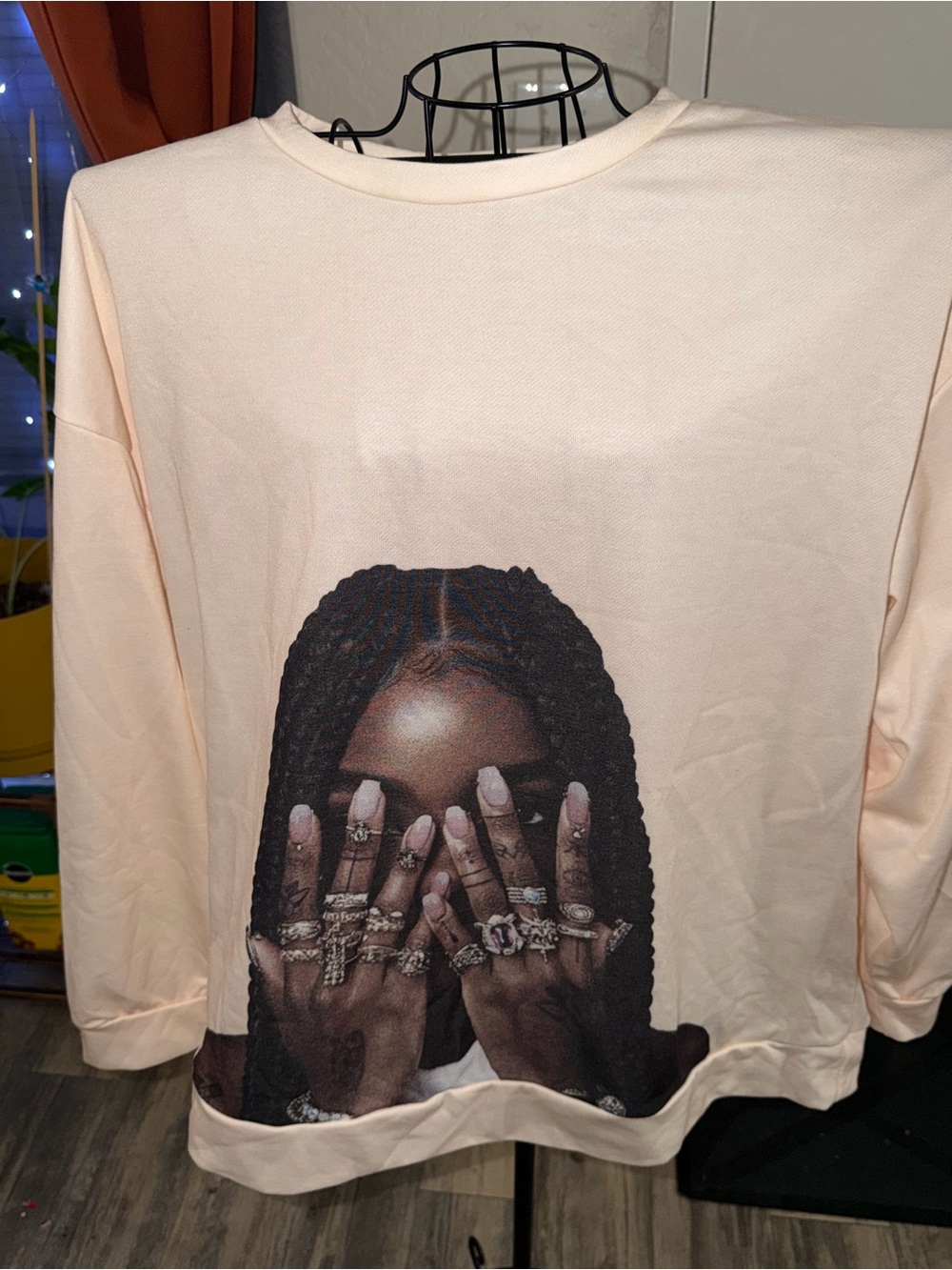 SHEIN Pale Pink Graphic Crewneck Long Sleeve Top